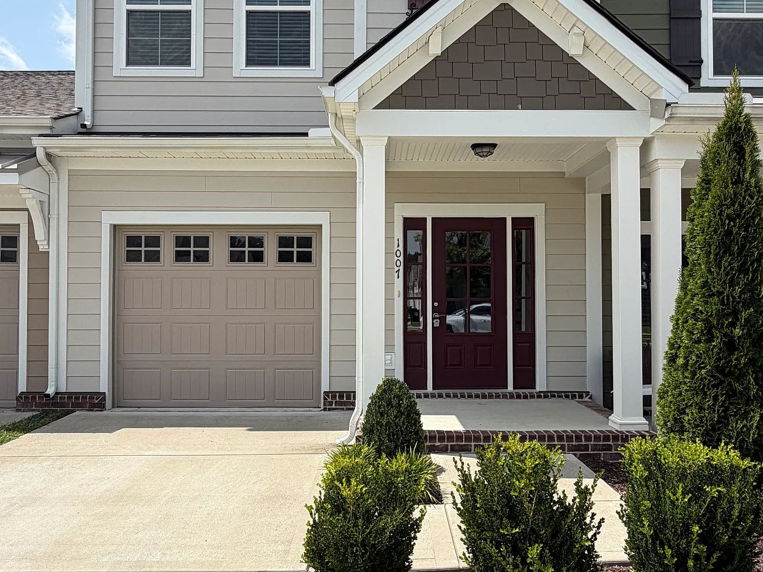 3 bed, 2.5 bath, 1804 sqft, $2,975 — Photo 1