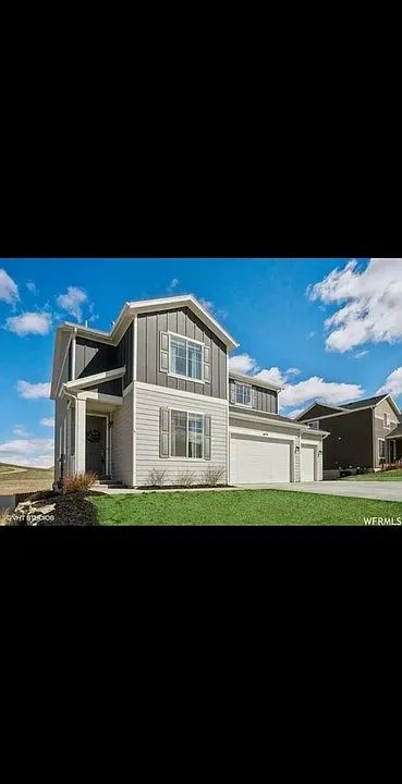 1479 E 3225 N