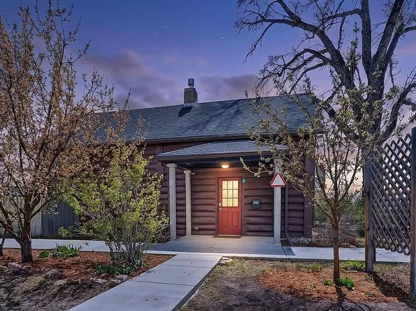 901 S 1st St, Laramie, WY 82070