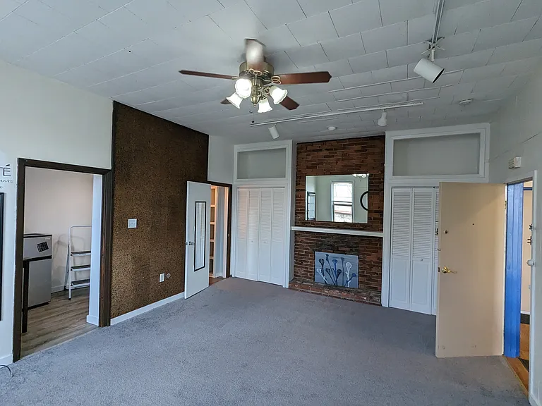 5400 Howe St #3 — Photo 7
