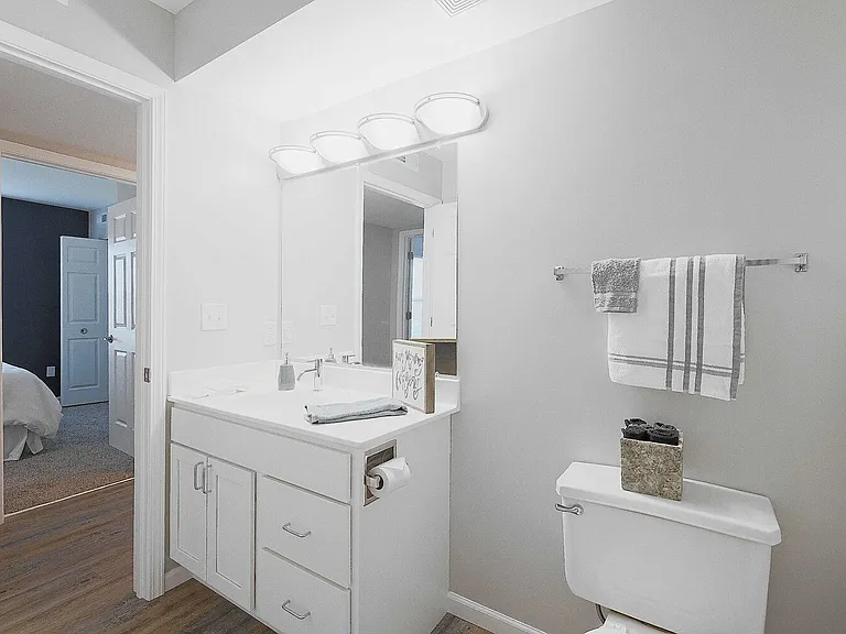 Compass Pointe — Photo 103