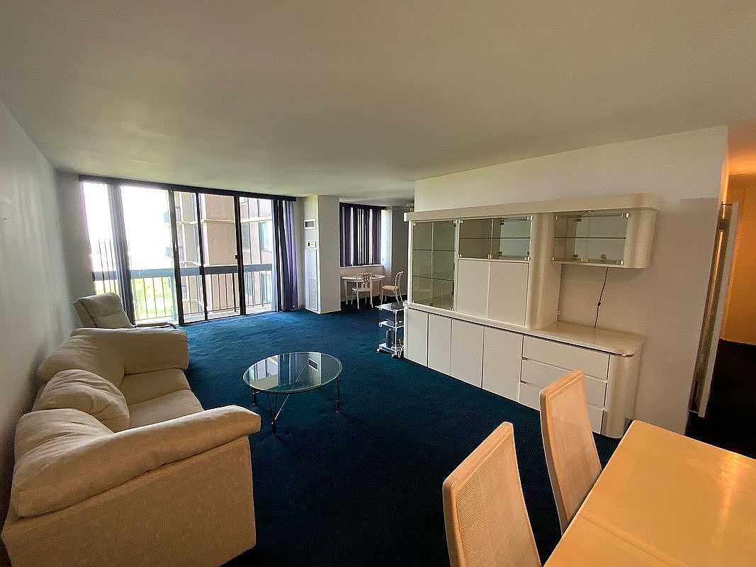 27110 Grand Central Pkwy APT 11A