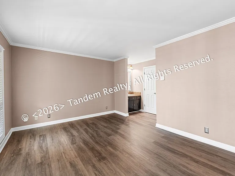 937 Russell St Apt 10 (20)_07222026