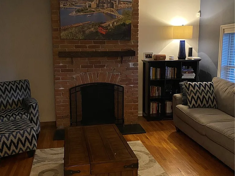 221 Ulysses St — Photo 6