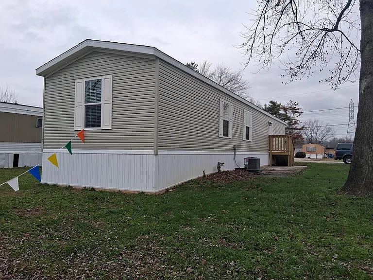 Pleasant Ridge — Photo 9
