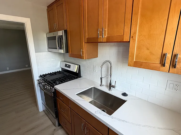 1440 Meadow Ln #B — Photo 2