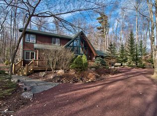 104 Boones Trl, Pocono Pines, PA
