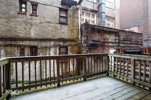 Rented by MNS Marketing | media 12