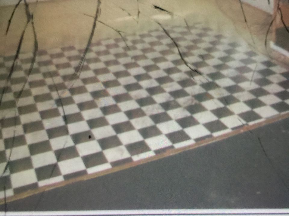 2nd image of 402 East Nelson Street