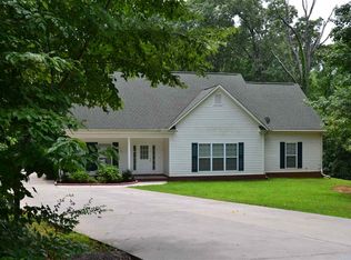 108 Sparks St, Trinity, AL 35673