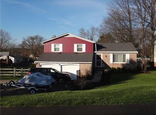 100 Oakhaven Dr, Freedom, PA 15042