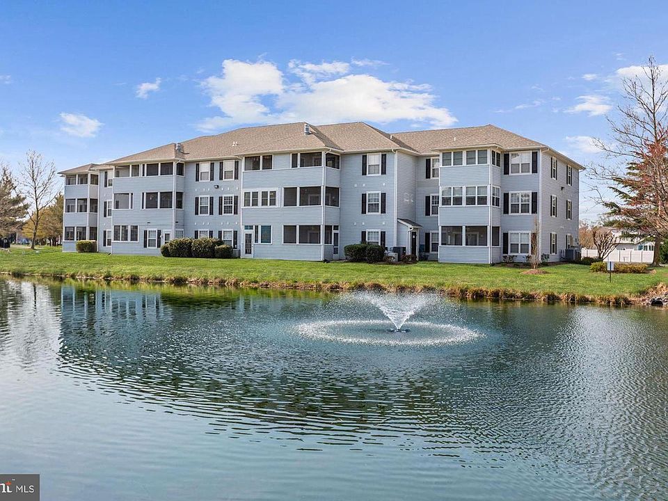 1st image of 3700 Sanibel Cir Unit 3702