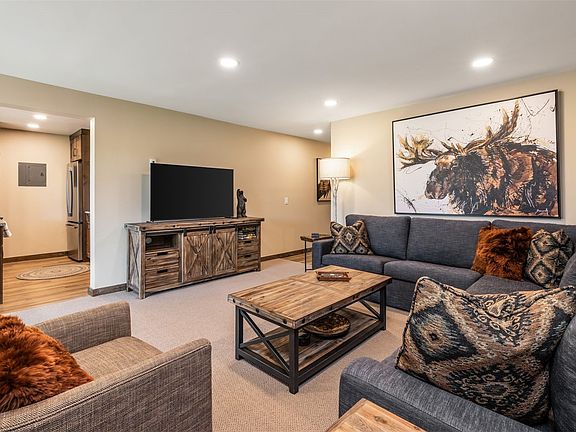 5th image of 160 E La Bonte St #102