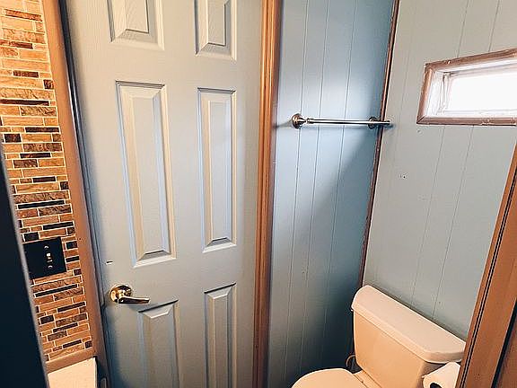 3rd image of 1664 N Cedar St Lot 22