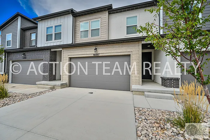 Building Photo - 16087 S Truss Dr