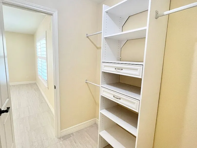 313 Santa Clara St — Photo 18