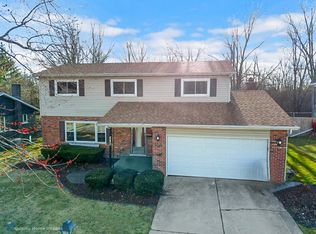 15148 Chestnut Ln, Oak Forest, IL 60452