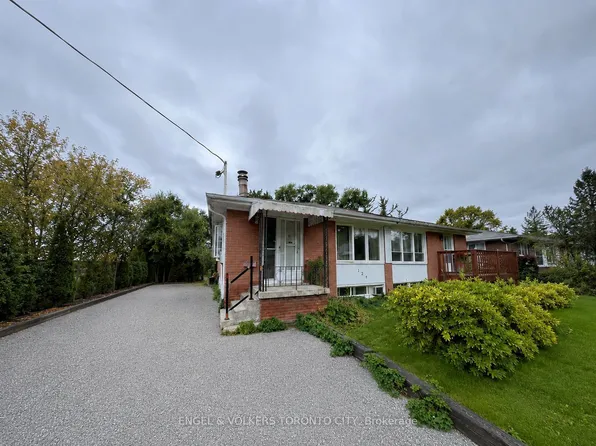 124 Septonne Ave, Newmarket, ON L3Y 2W3