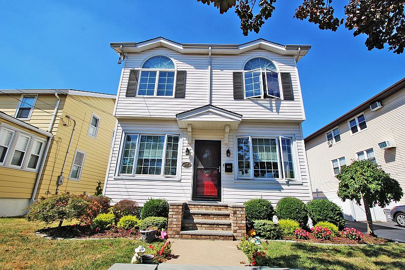 602 10th St, Carlstadt, NJ 07072 Zillow