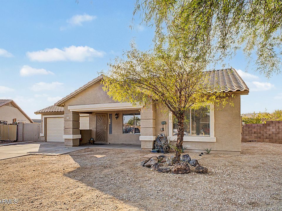 1st image of 8552 W MEADOWBROOK Avenue