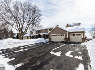 9091 Princeton Rd, Woodbury, MN 55125