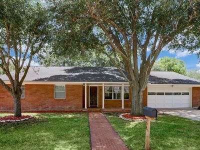 308 N Cochran St, Bellville, TX, 77418