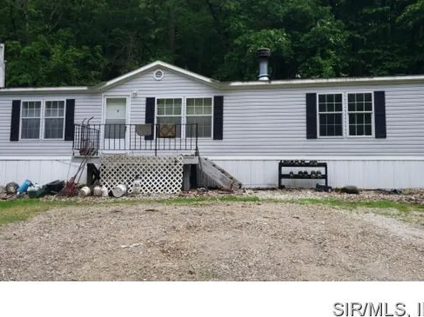 13533 State Highway 16, Fieldon, IL 62031