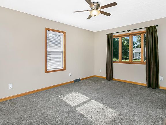 5th image of 235 29th Ave