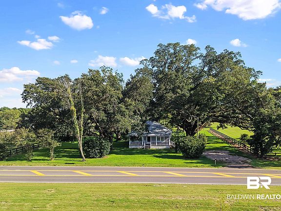 3rd image of 13618 Underwood Rd