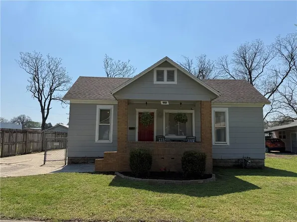 205 W 18th St, Pittsburg, KS 66762