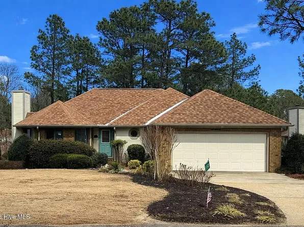 103 Pinnacle Court, West End, NC 27376