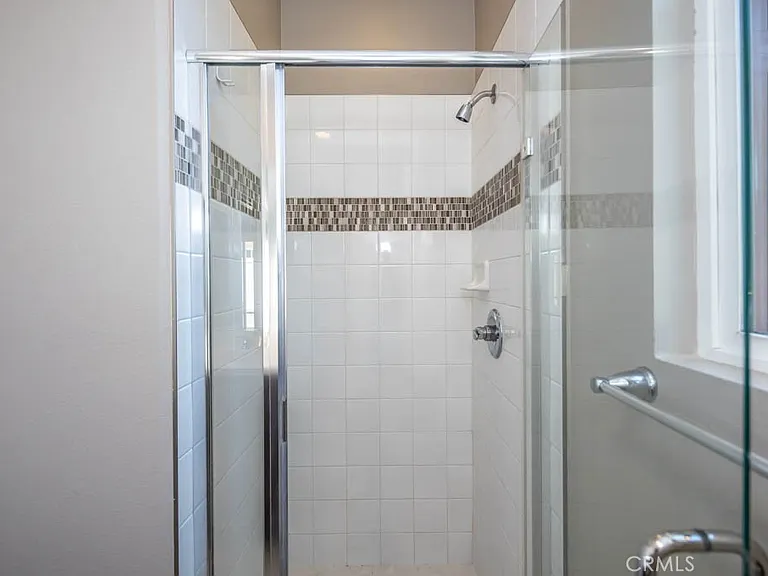 5041 Menton Ln — Photo 17
