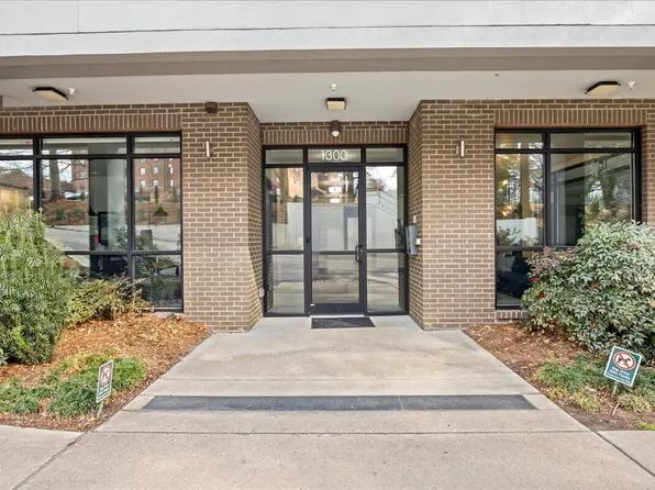 1300 Saint Marys St Suite 205, Raleigh, NC 27605