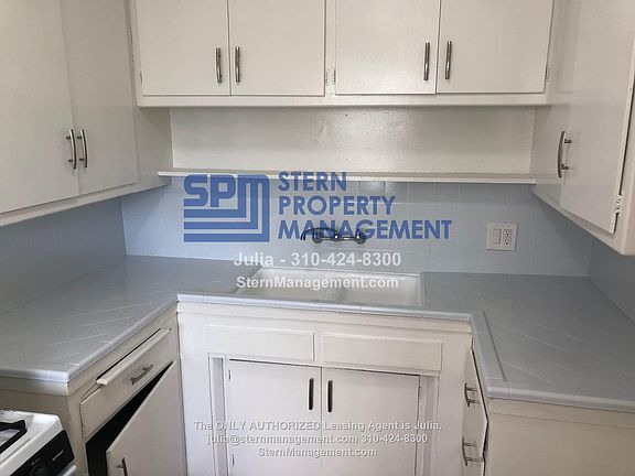 2nd image of 6036 Cadillac Ave APT 14