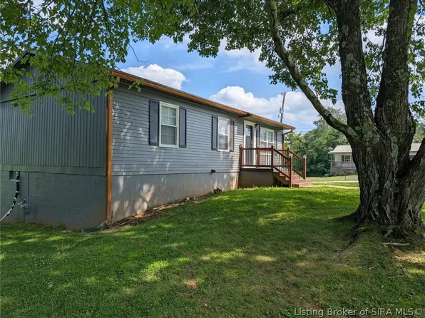 116 W Bernadine Drive, Paoli, IN 47454