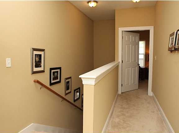 5th image of 3218 Veterans Memorial Pkwy APT 813