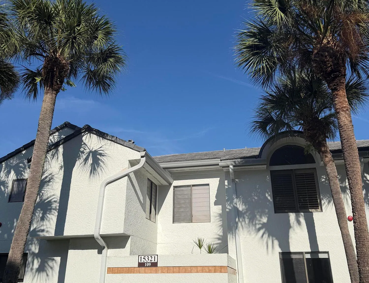 2 bed, 2.0 bath, 1513 sqft, $8,900 — Photo 1