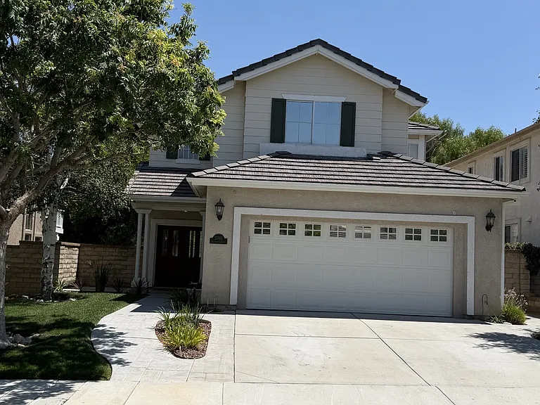 27814 Bloomfield Ct — Photo 1