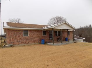 67 County Road 318, Ellington, MO 63638
