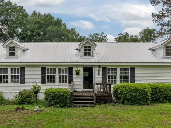 8473 Manor Dr, Tallahassee, FL 32303