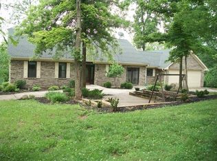 10298 Deerhollow Dr, Cincinnati, OH 45252