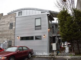 1409 NW 51st St APT 1, Seattle, WA 98107