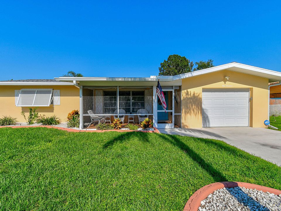 1st image of 114 E Aldea Street