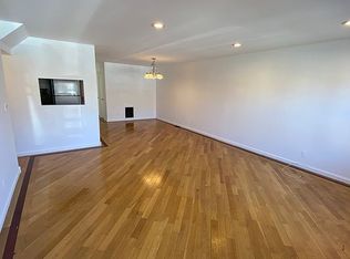 496 Lexington Ave #L, Brooklyn, NY 11221