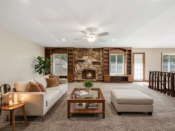 4th image of 1204 N Armstrong Ct