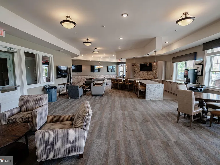 5004 Forest Pines Dr — Photo 54