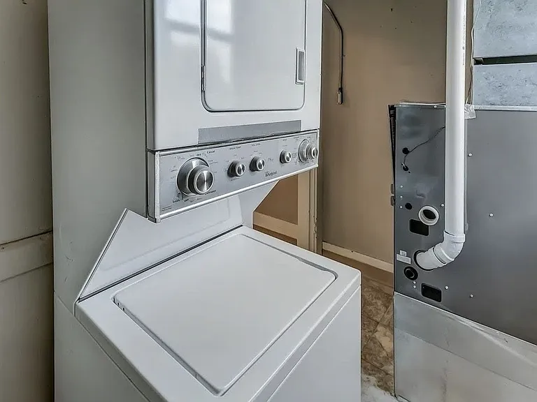312 Pine St — Photo 19