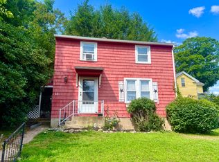13 Hoadley Ter, Naugatuck, CT 06770