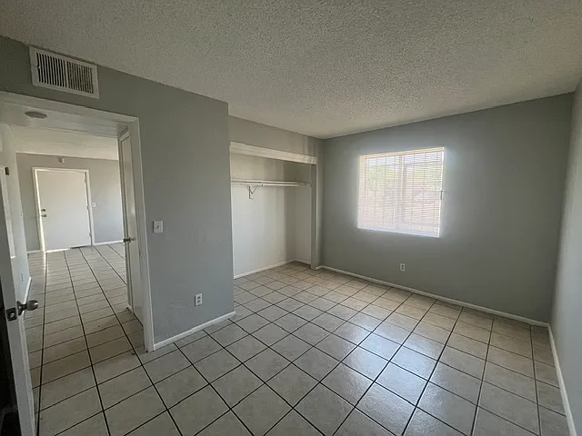 2925 E Mobile Ln #1 — Photo 6