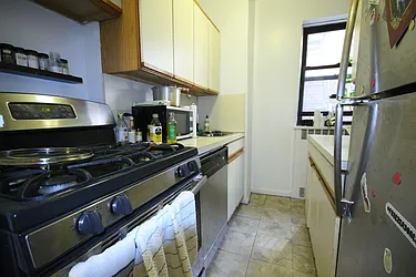 Rented by Dynamik Realty